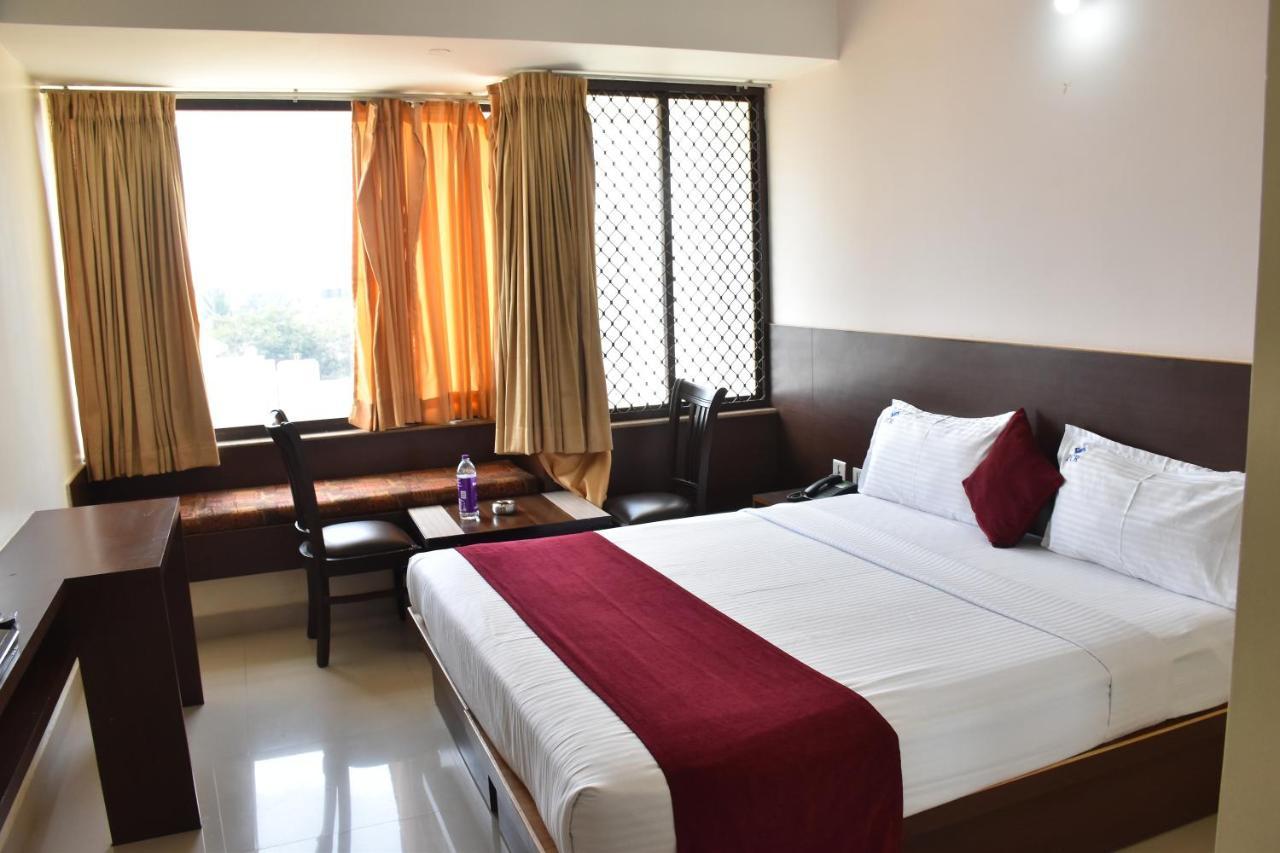 Hotel Pc Residency Mysore Luaran gambar