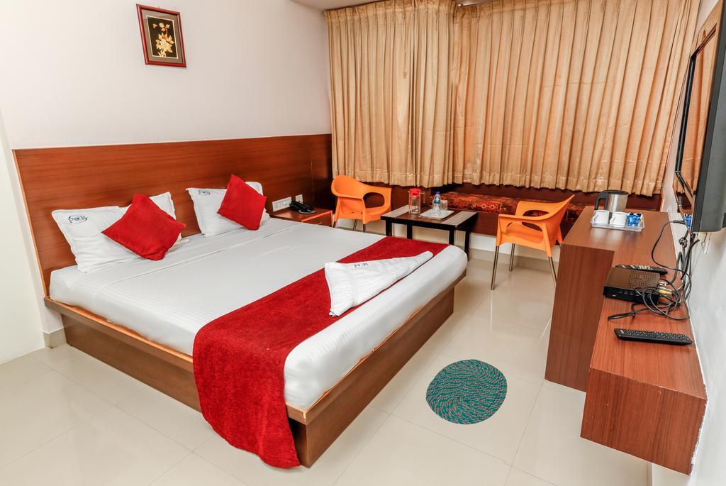 Hotel Pc Residency Mysore Luaran gambar